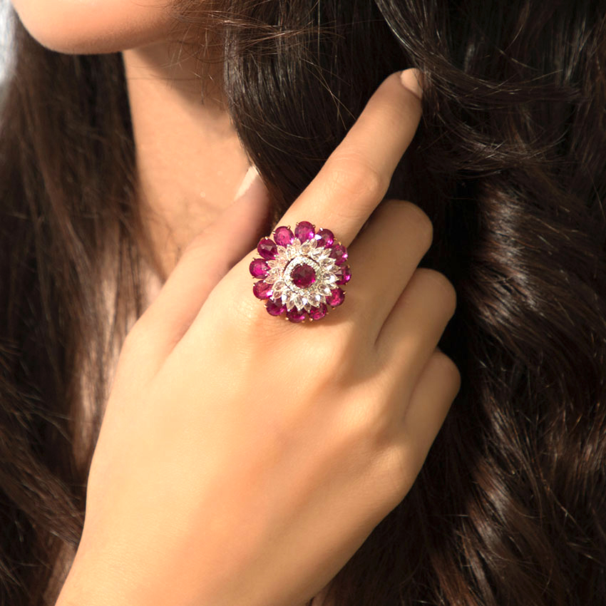 Diamond,Gemstone Rings 18 Karat Yellow Gold Gul Bloom Diamond Ring