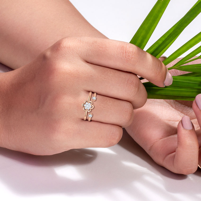 Diamond Rings 18 Karat Rose Gold Contemporary Bloom Diamond Ring
