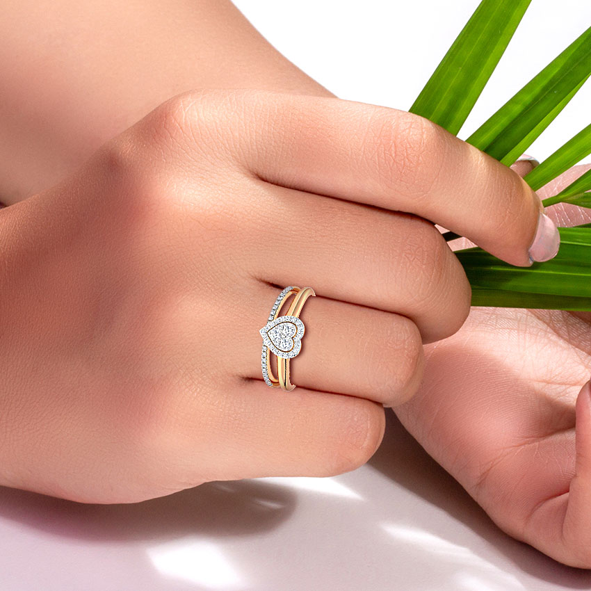 Diamond Rings 18 Karat Rose Gold Scintillating Diamond Bridal Ring Set