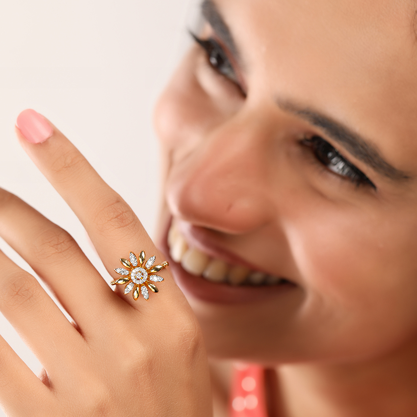 Adena Blooming Diamond Ring Adena Blooming Diamond Ring