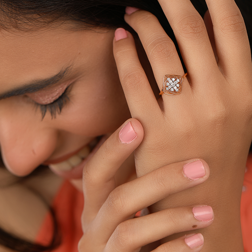Diamond Rings 14 Karat Rose Gold Quad Mesh Diamond Ring