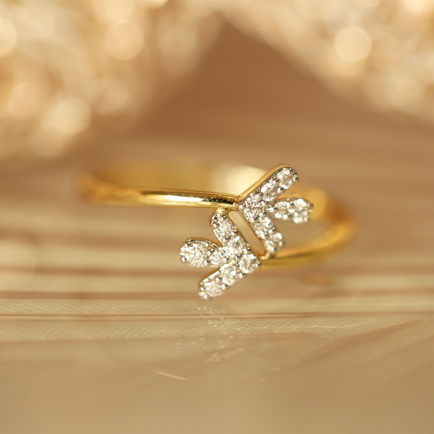 Glinting Chevron Diamond Ring