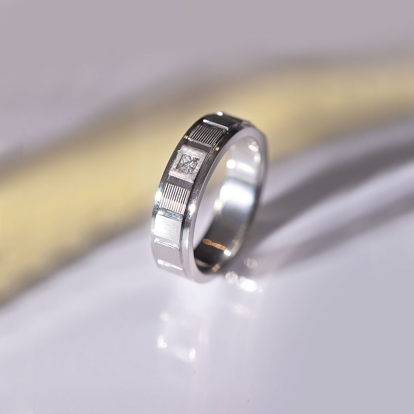 Wilson Platinum Band for Men