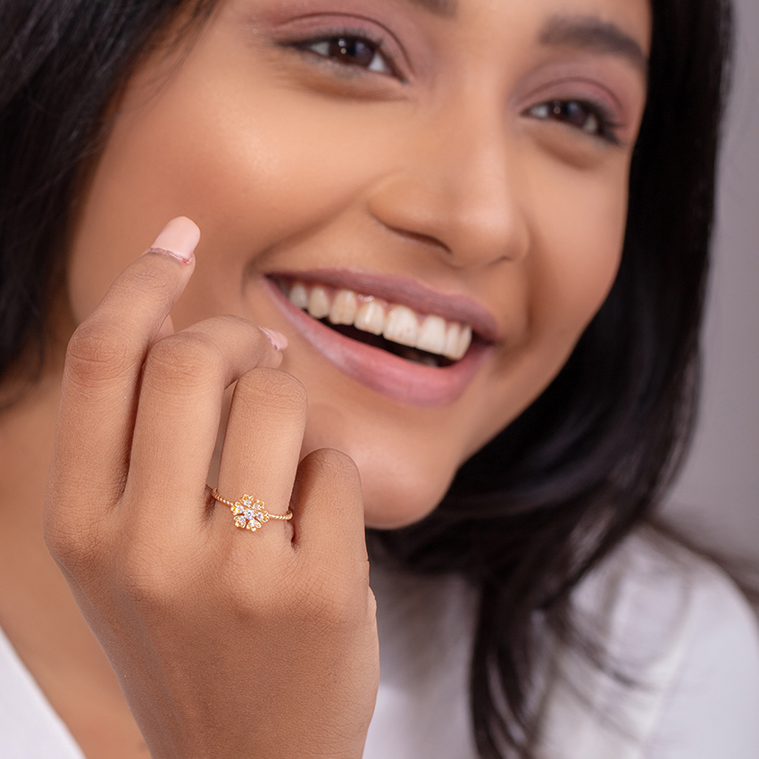 Leora Floret Diamond Ring