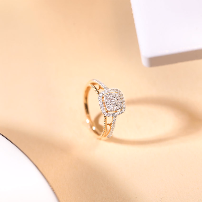 Diamond,Gemstone Rings 18 Karat Rose Gold Avon Gleaming Diamond Ring