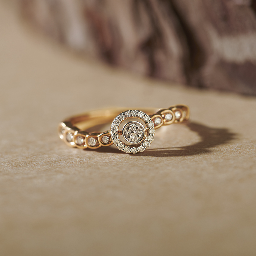 Freniya Halo Diamond Ring Freniya Halo Diamond Ring