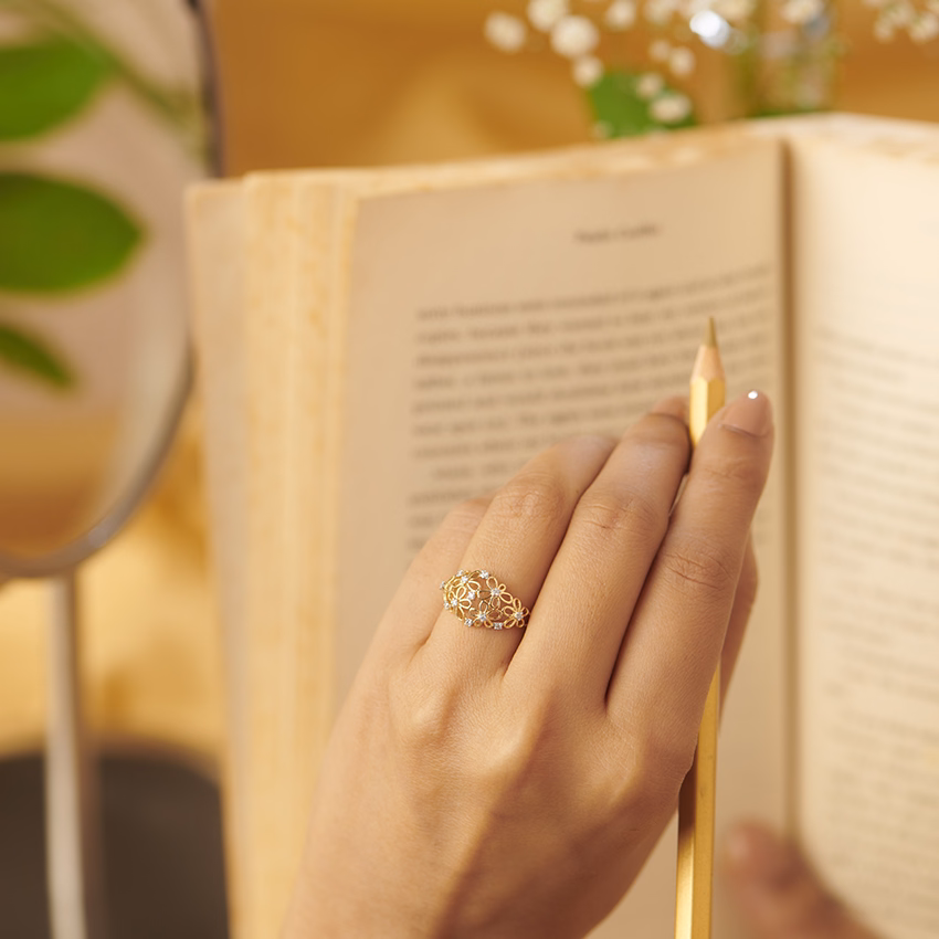 Diamond Rings 14 Karat Yellow Gold Millie Floral Diamond Band