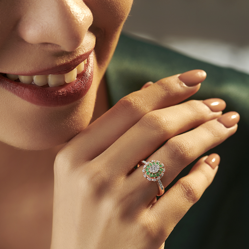 Glamor Circlet Gemstone Ring