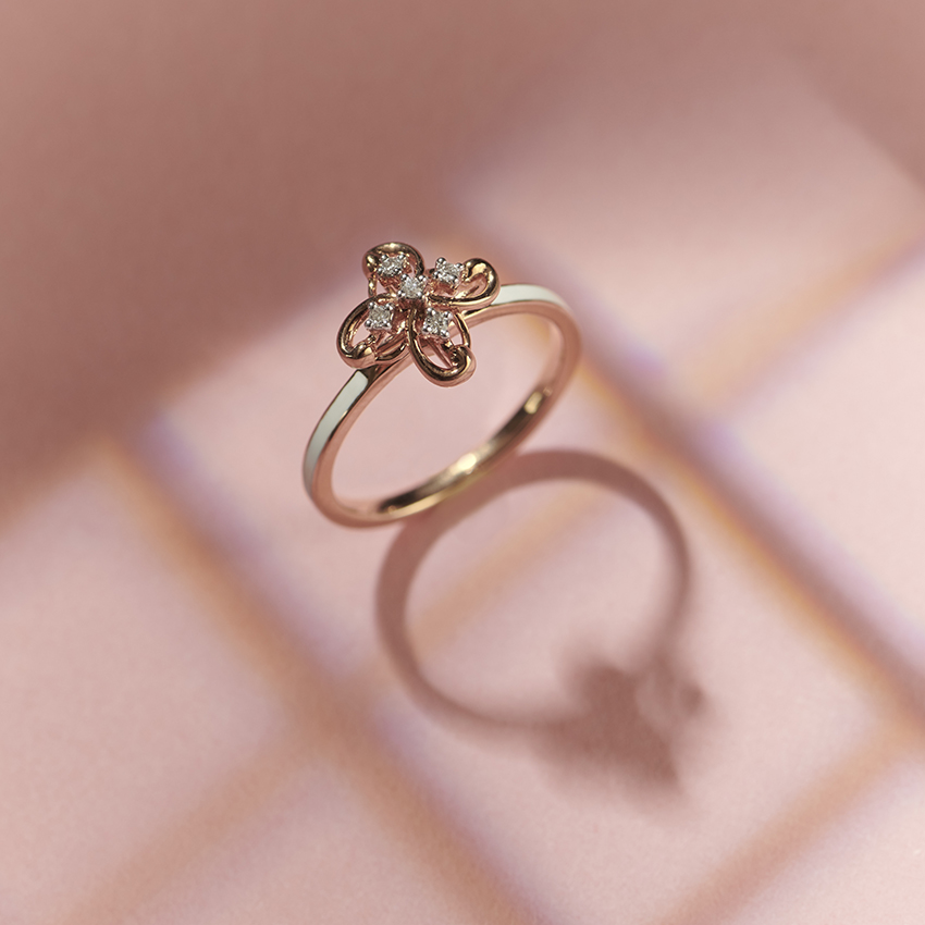 Blazing Bloom Diamond Ring Blazing Bloom Diamond Ring