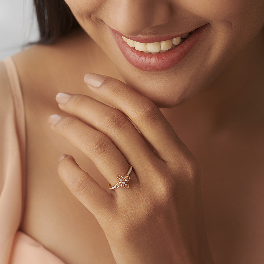 Blazing Bloom Diamond Ring Blazing Bloom Diamond Ring