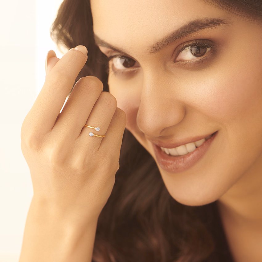 Diamond Rings 18 Karat Yellow Gold Duet Circular Diamond Ring