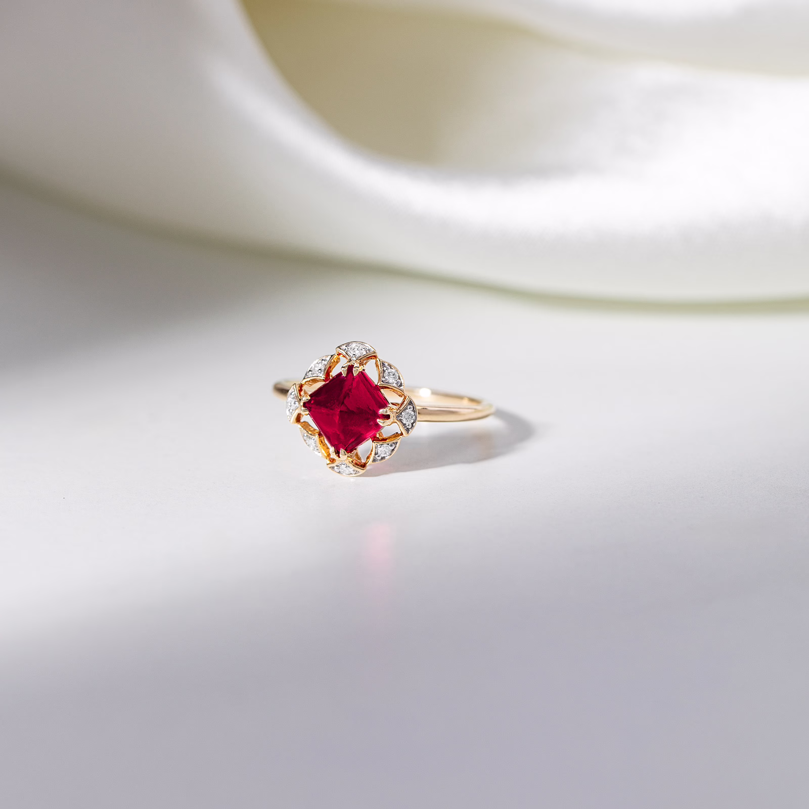 Diamond,Gemstone Rings 14 Karat Yellow Gold Gemstone Delight Ring
