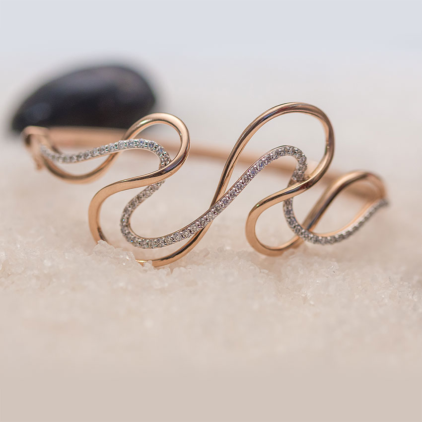 Arch Oval Diamond Bracelet