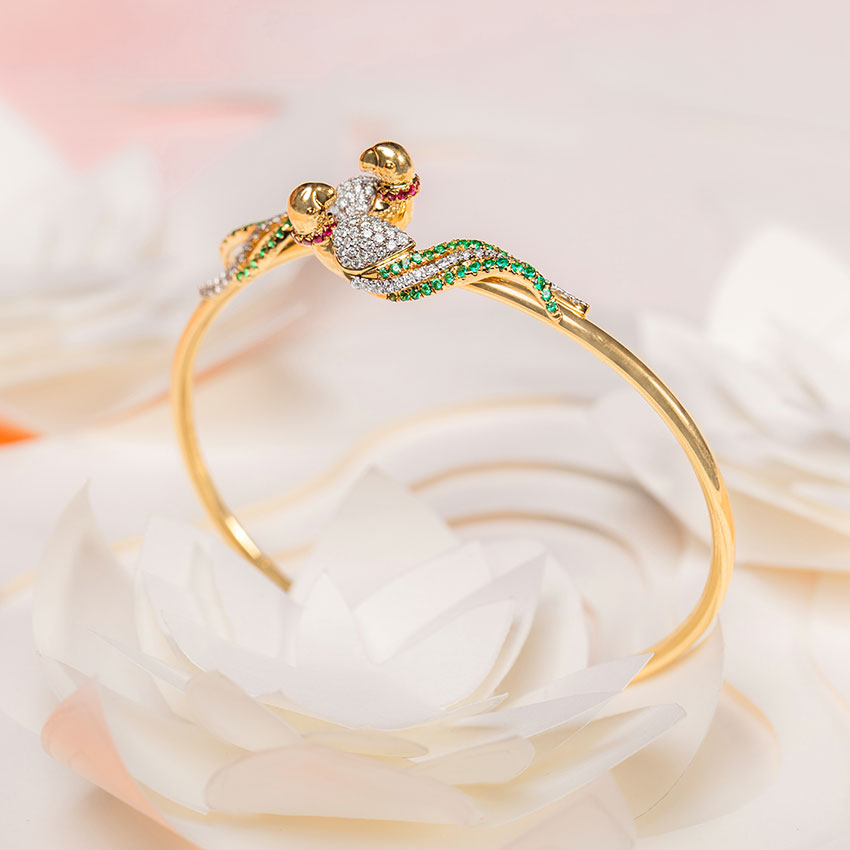 Magnificent Parrot Gemstone Bracelet