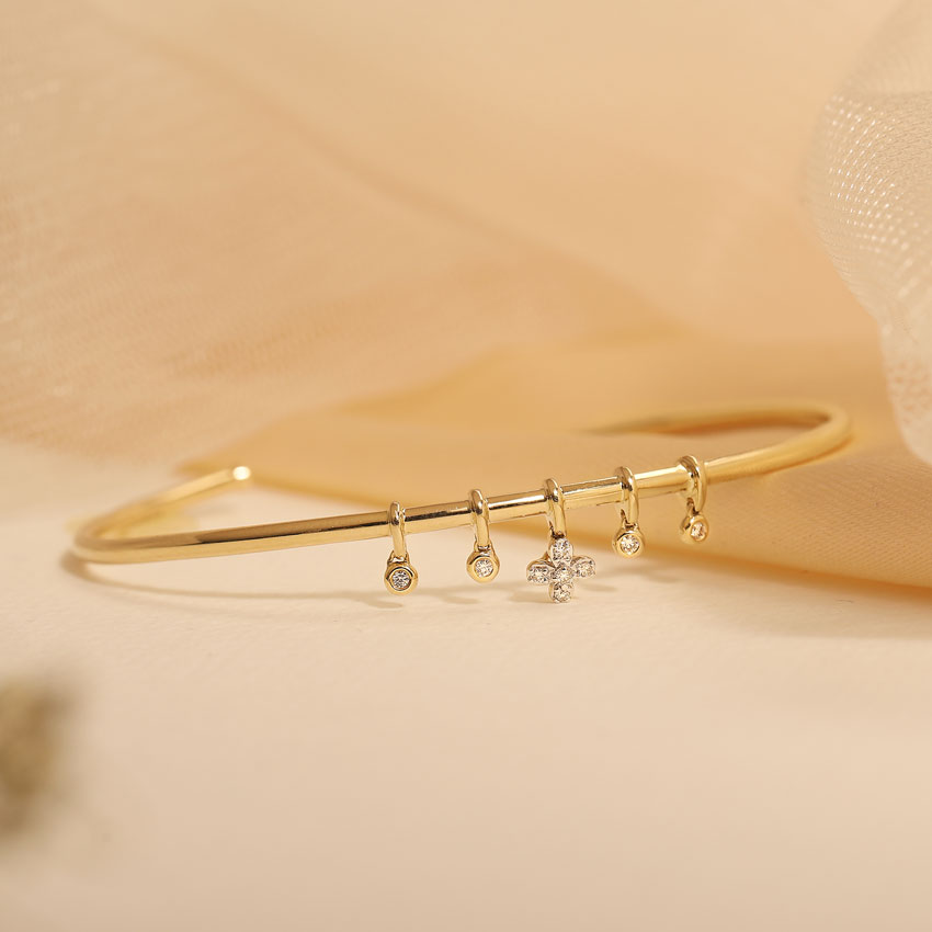 Floret Charm Bracelet