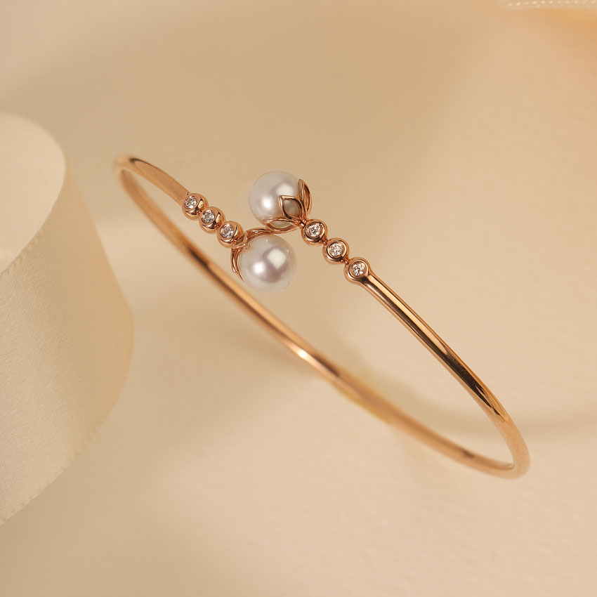 Ornate Pearl Bracelet