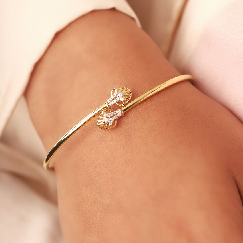 Diamond Bracelets 14 Karat Yellow Gold Ornate Diamond Bracelet