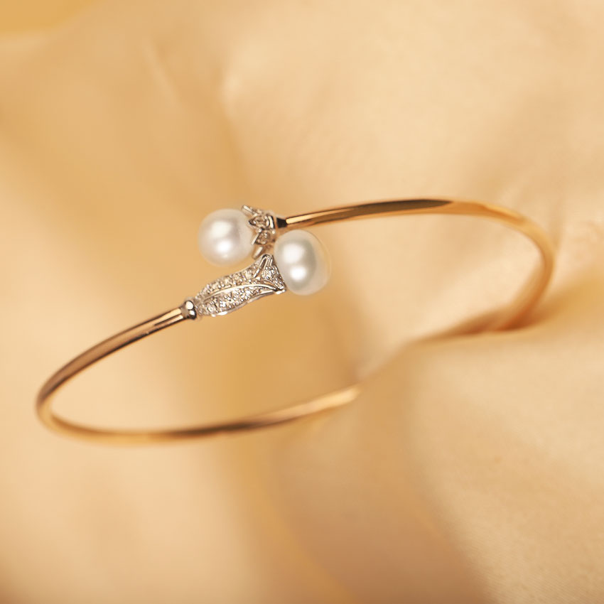 Pleasing Pearls Bracelet