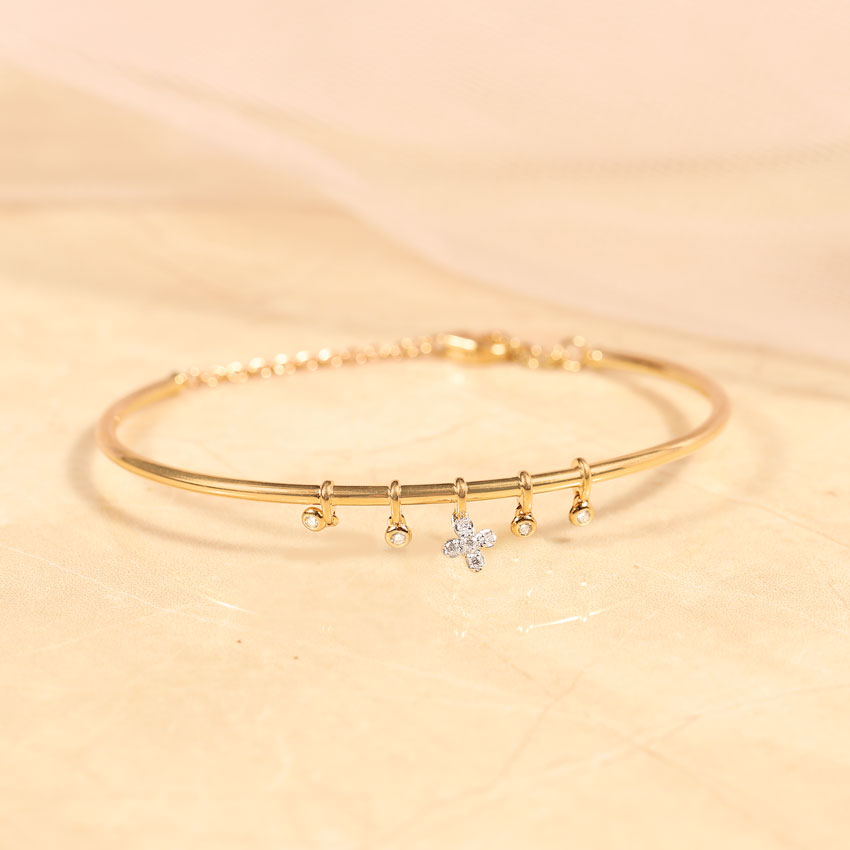 Floret Charm Diamond Bracelet