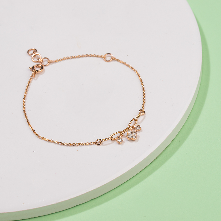 Clover Floral Diamond Bracelet Clover Floral Diamond Bracelet