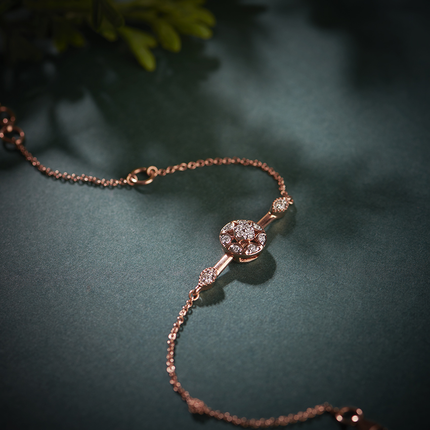 Diamond Bracelets 18 Karat Rose Gold Aurina Moving Diamond Bracelet