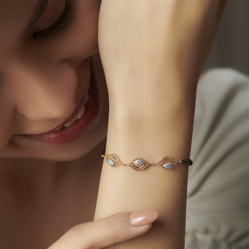 Diamond Bracelets 18 Karat Yellow Gold Zita Diamond Mangalsutra Bracelet