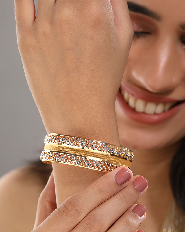 Baani Gold Bangle