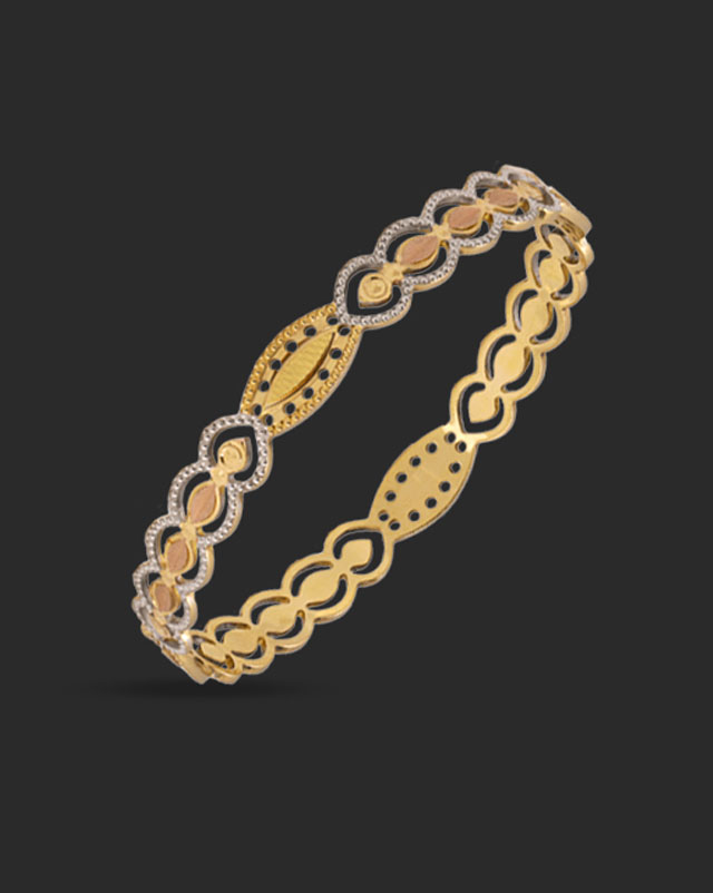 Isha Gold Bangle