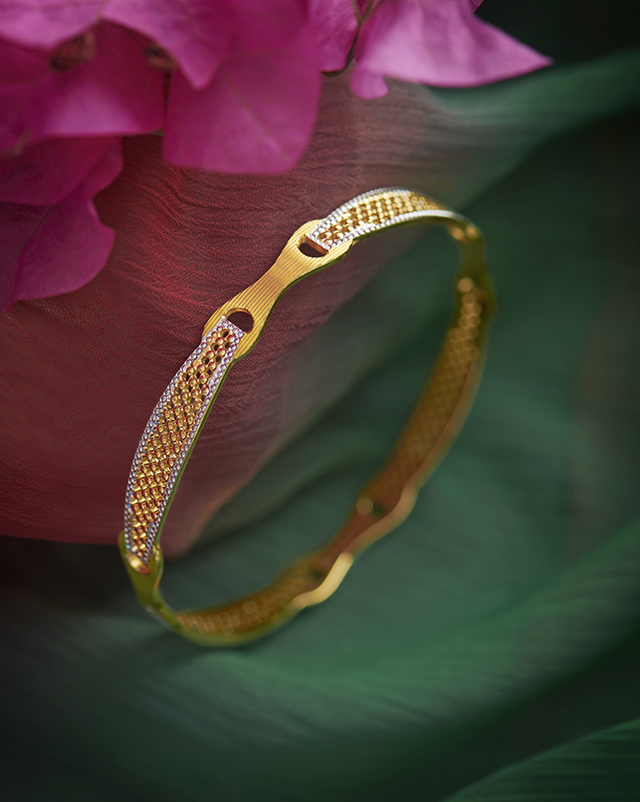 Gold Bangles 22 Karat Yellow Gold Munira 22Kt Gold Bangle