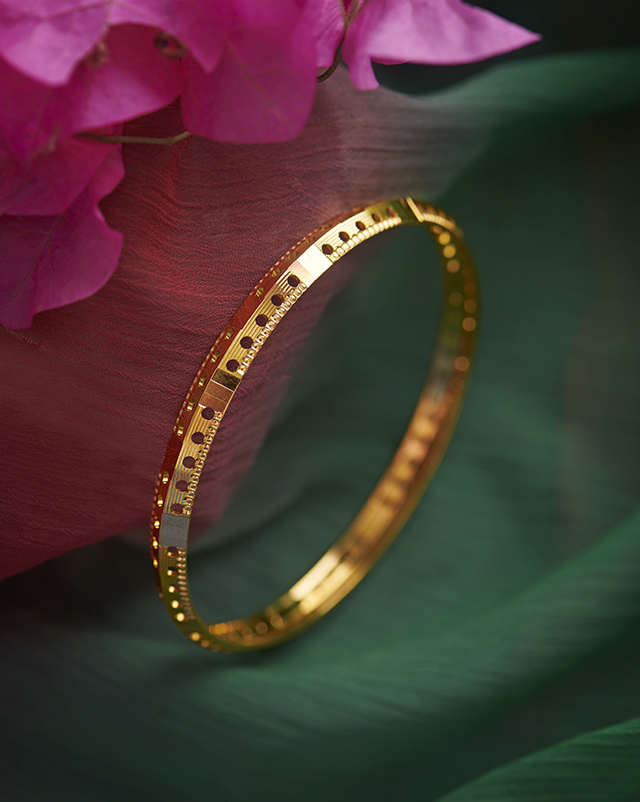Gold Bangles 22 Karat Yellow Gold Tapasya 22Kt Gold Bangle