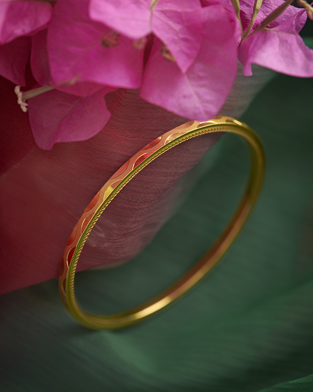 Gold Bangles 22 Karat Yellow Gold Mrunmai 22Kt Gold Bangle