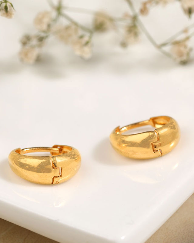 Arushi 22KT Gold Hoop Earrings