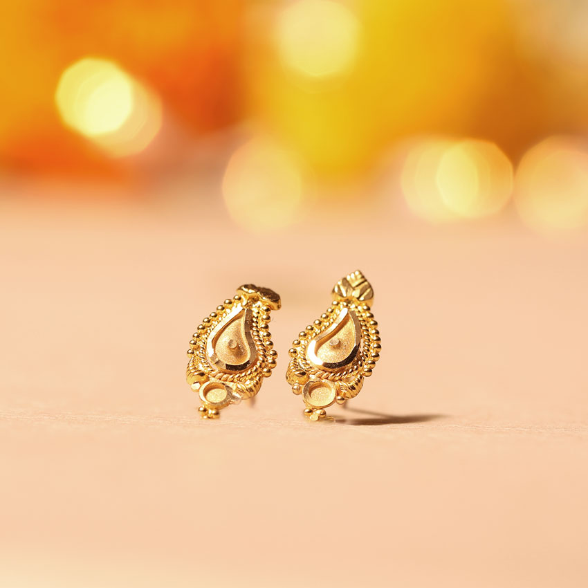Lubna 22KT Gold Stud Earrings