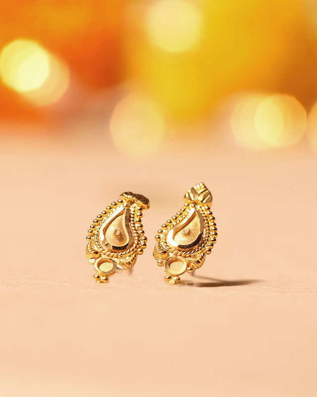 Lubna 22KT Gold Stud Earrings