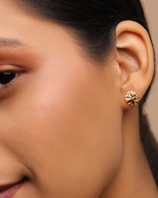 Gold Earrings 22 Karat Yellow Gold Prisha 22Kt Gold Stud Earrings