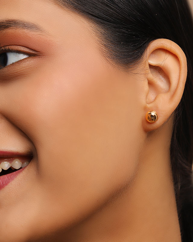 Gold Earrings 22 Karat Yellow Gold Suniti 22KT Gold Stud Earrings