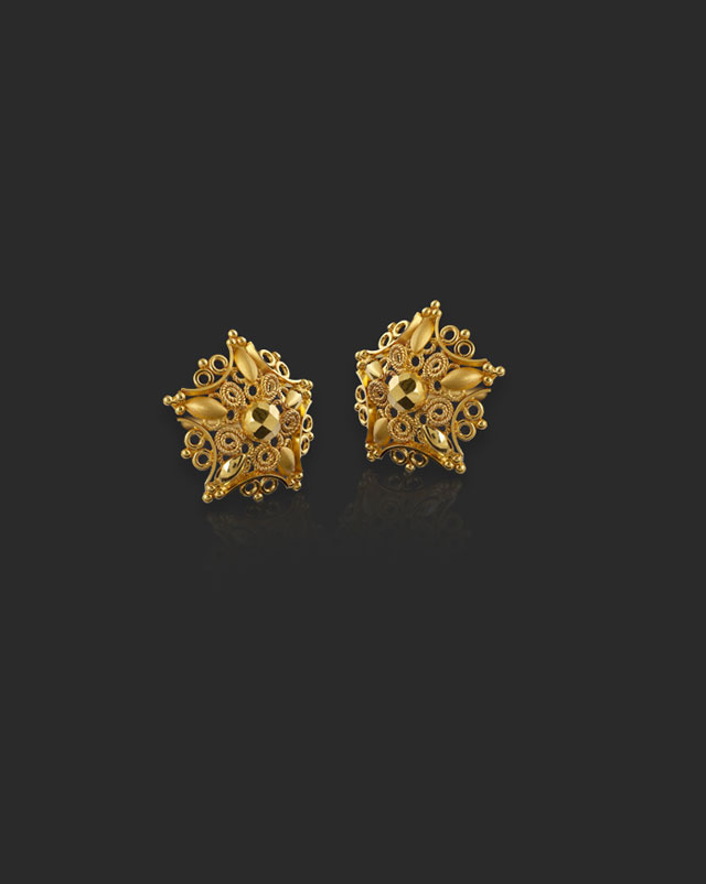 Zaria 22KT Gold Stud Earrings
