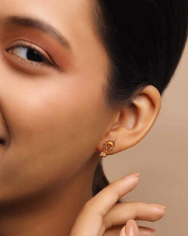 Rita 22Kt Gold Drop Earrings