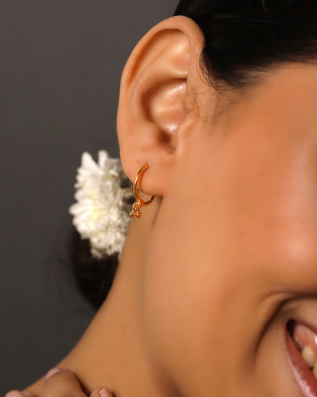 Gold Earrings 22 Karat Yellow Gold Chetna Gold Hoop Earrings