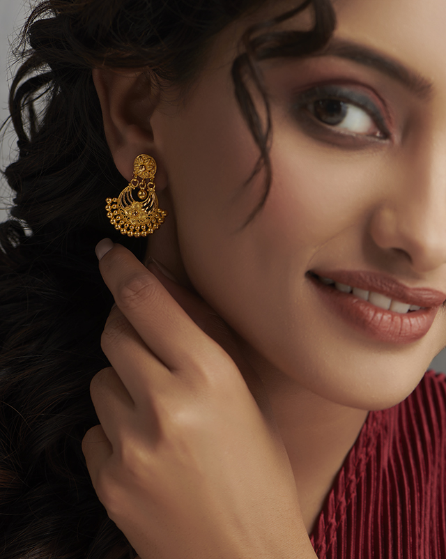Gold Earrings 22 Karat Yellow Gold Jhanvika 22KT Gold Earrings