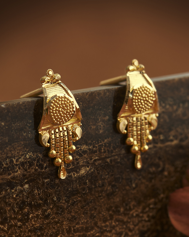 Aashi 22KT Gold Earrings