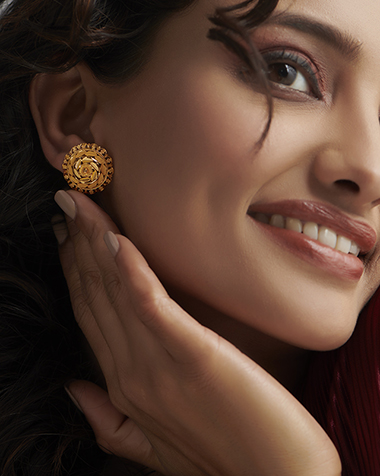 Ishika 22KT Gold Earrings Ishika 22KT Gold Earrings