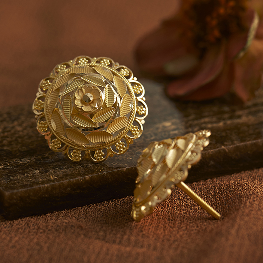 Ishika 22KT Gold Earrings Ishika 22KT Gold Earrings