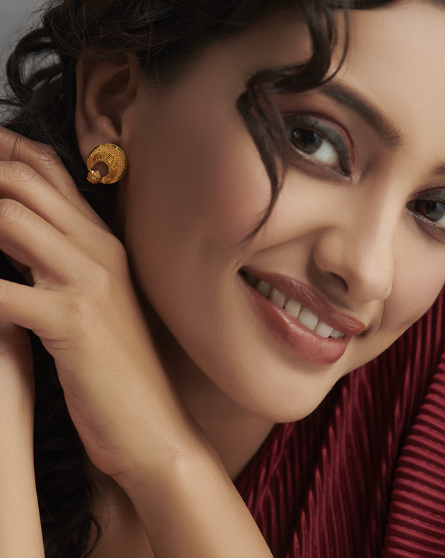 Reeva 22KT Gold Earrings Reeva 22KT Gold Earrings