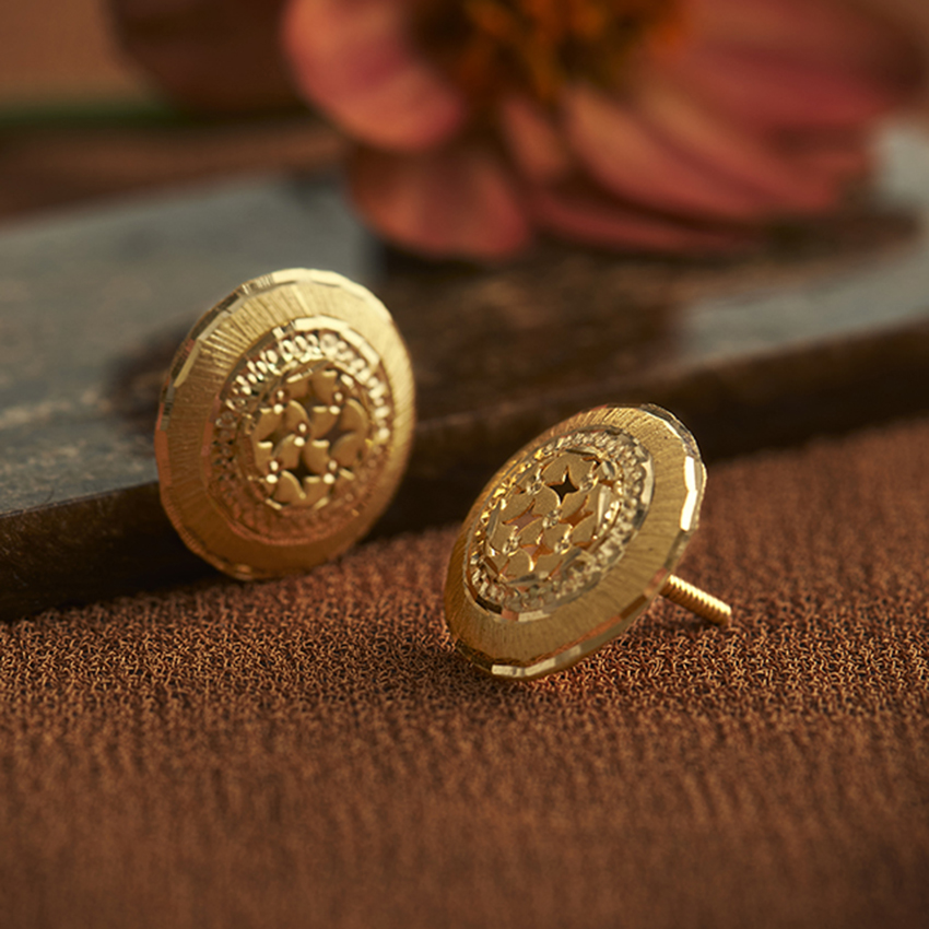 Nirvi 22KT Gold Earrings