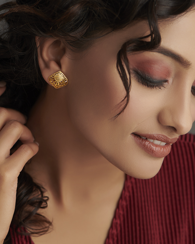 Tavishi 22KT Gold Earrings Tavishi 22KT Gold Earrings