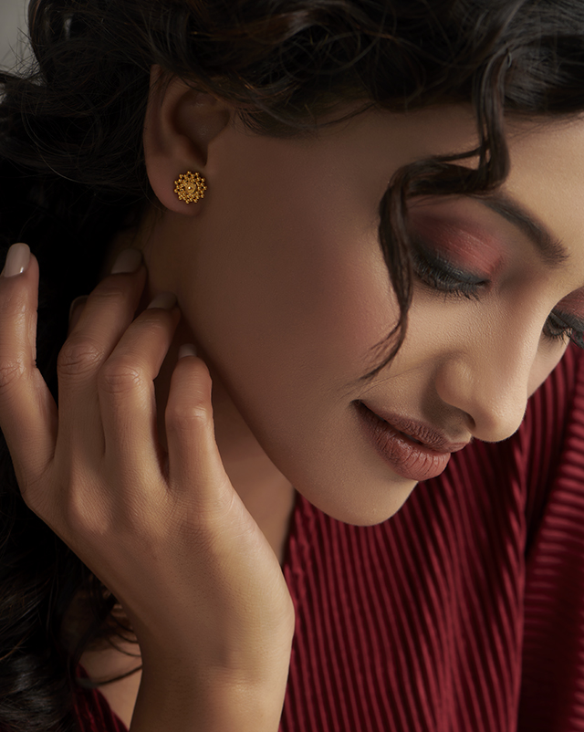 Reeva 22KT Gold Earrings