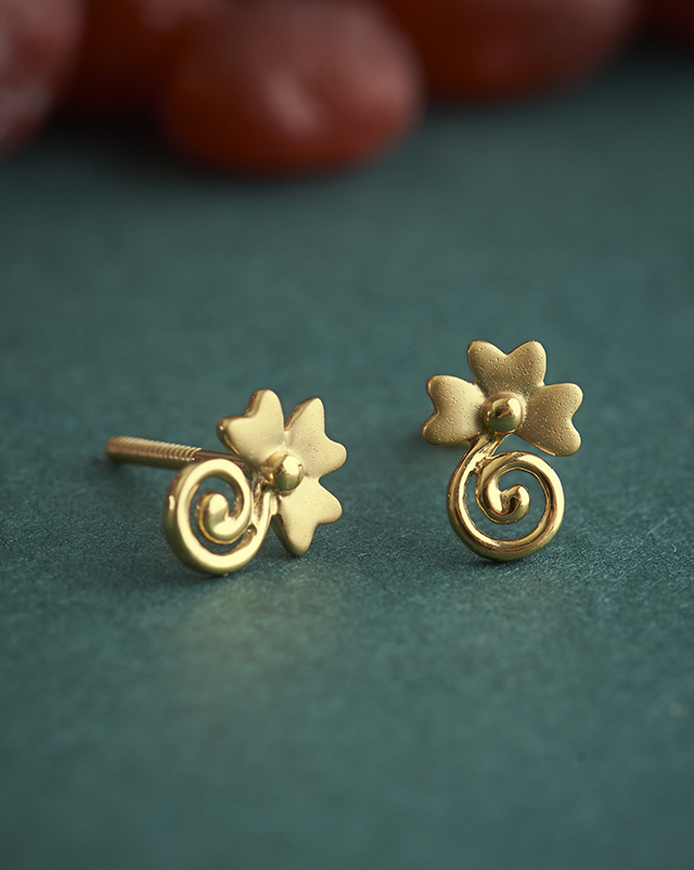 Gold Earrings 22 Karat Yellow Gold Juhi 22KT Gold Earrings