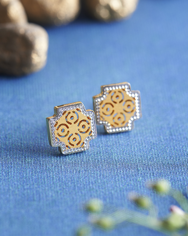 Gold Earrings 22 Karat Yellow Gold Kejal 22KT Gold Trendy Delicate Earrings