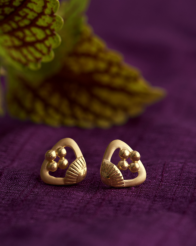 Gold Earrings 22 Karat Yellow Gold Jaya 22KT Gold EARRING